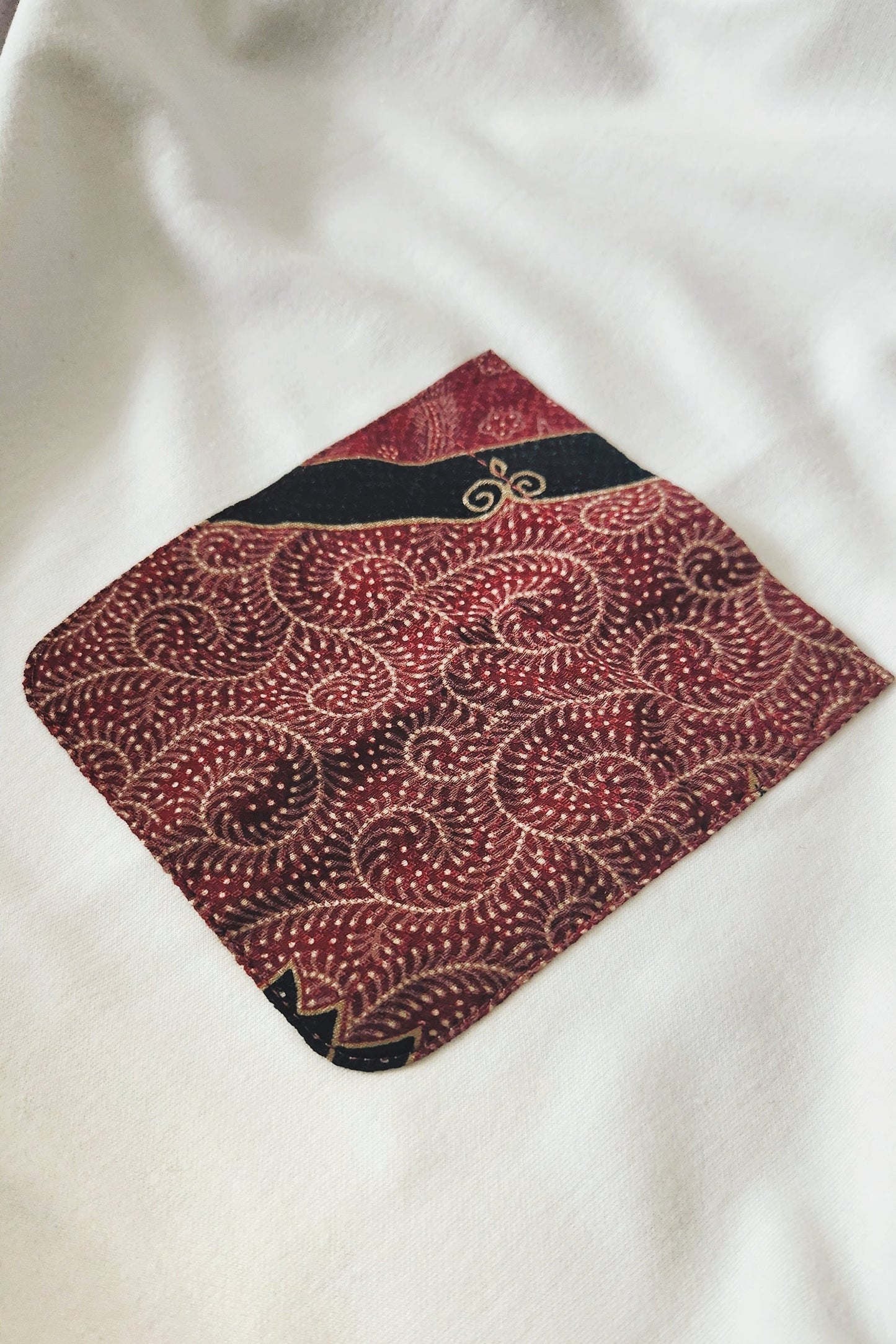 Kotak Unisex Oversized Tee