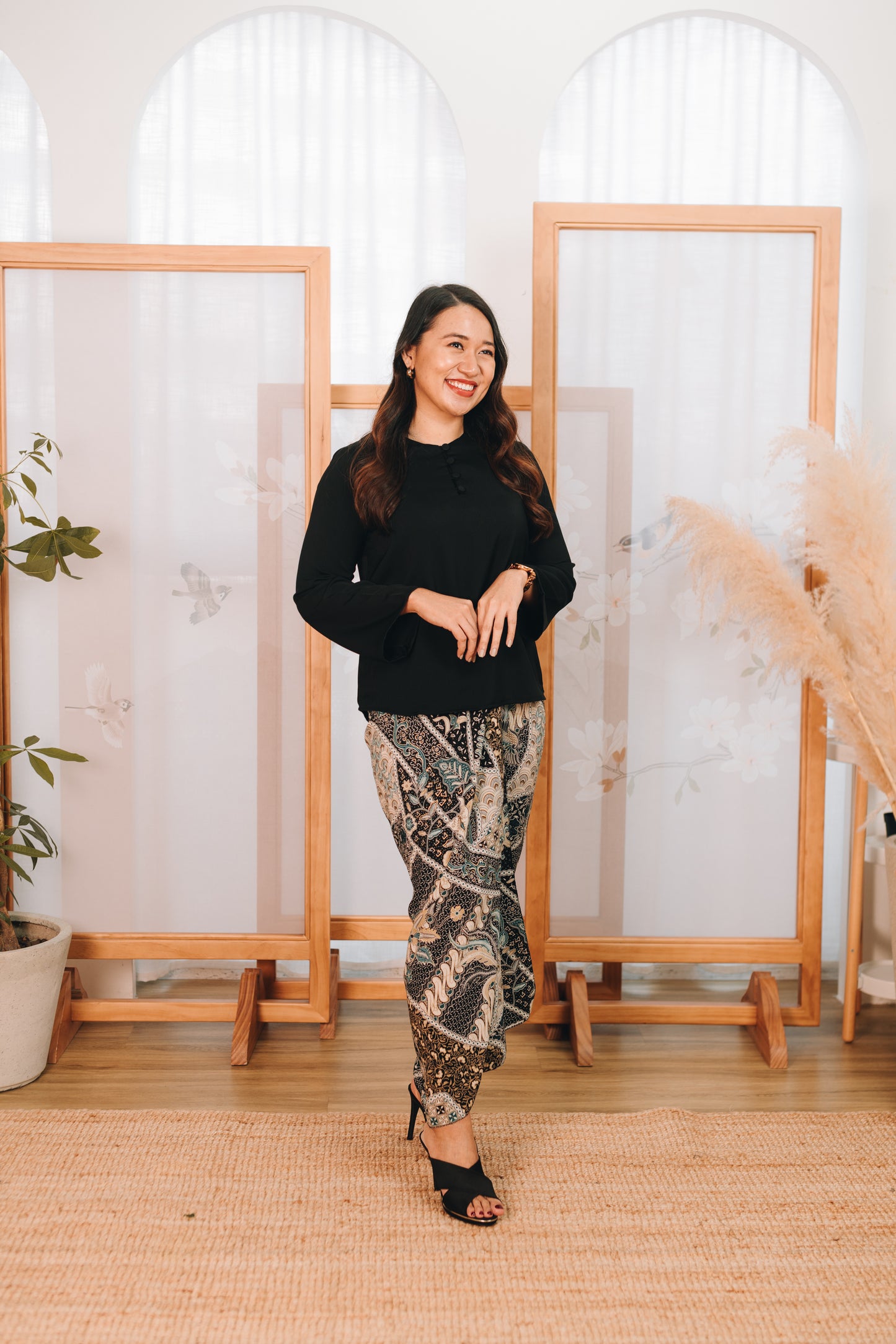 Kurung Kedah Top in Black
